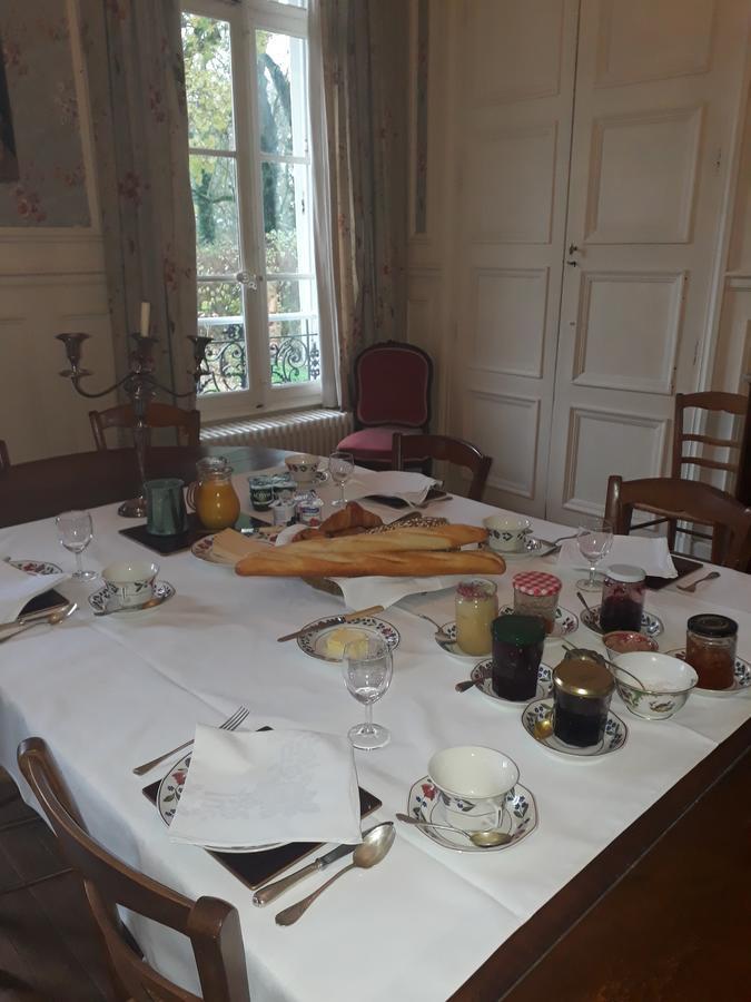 Chambres D'Hotes Chateau De La Puisaye Verneuil d'Avre et d'Iton Exterior foto